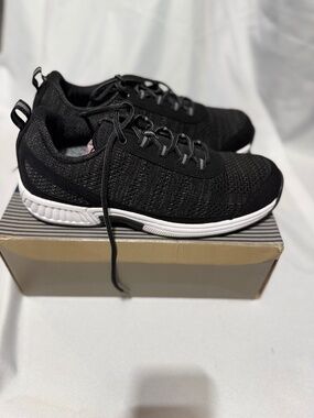 NWT OrthoFeet Lava Men's Athletic Walking Shoes Black Size 12 Wide